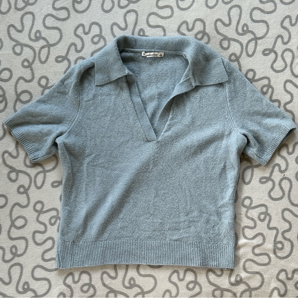 Abercrombie & Fitch Notch-Neck Sweater Tee - Picture 2 of 5